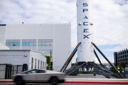 SpaceX_与特斯拉董事会设特别委员会审议合并 图1